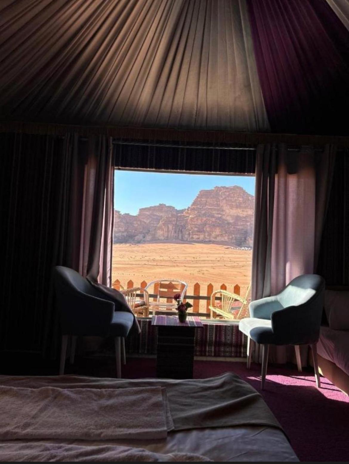 Holiday Inn Luxury Camp Wadi Rum Exterior foto